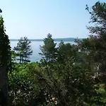 By The Sea Zavala, Hvar - 2061 زافالا