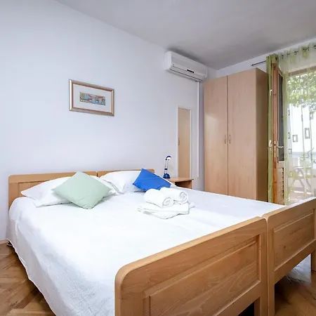 아파트 By The Sea Zavala, Hvar - 2061 자발라