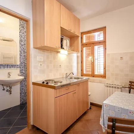 아파트 By The Sea Zavala, Hvar - 2061